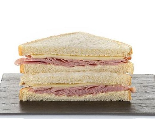 Esmorzar solidari febrer